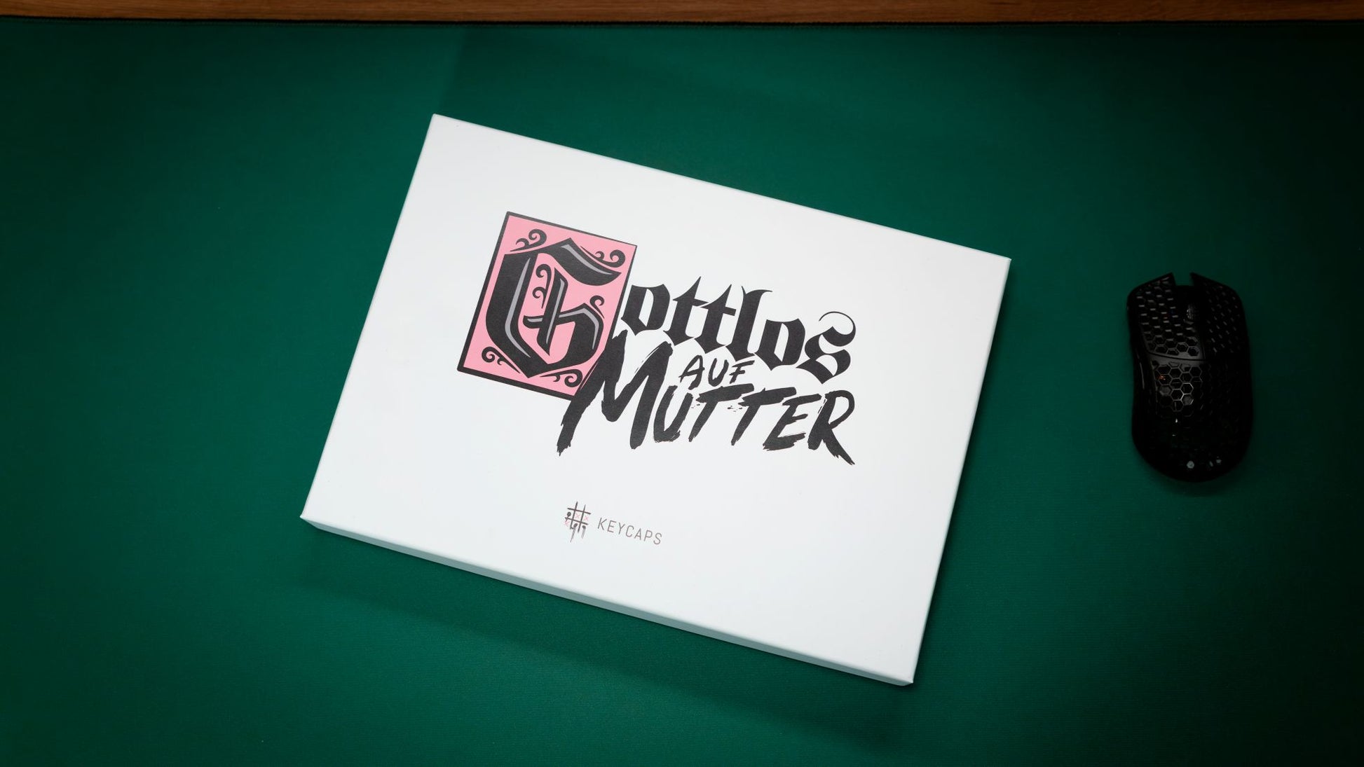 ANVIL x Gottlos auf Mutter – Special Edition Keycaps - nvil.gg - ANVIL - Custom Gaming Keyboards